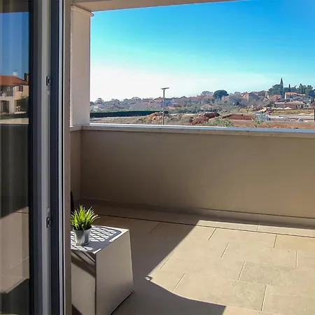 Дом отдыха 4 Bedroom Lovely In Krancici *