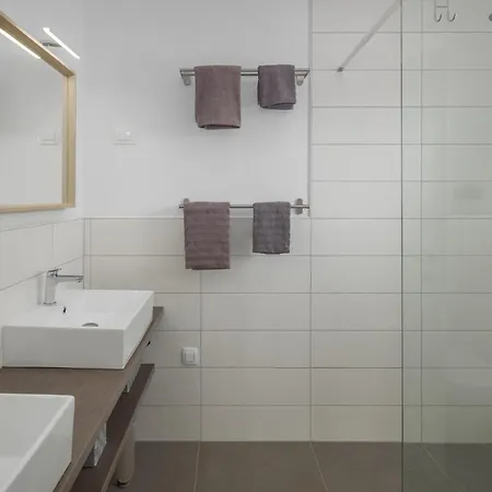 4 Bedroom Lovely In Krancici Дом отдыха Babici