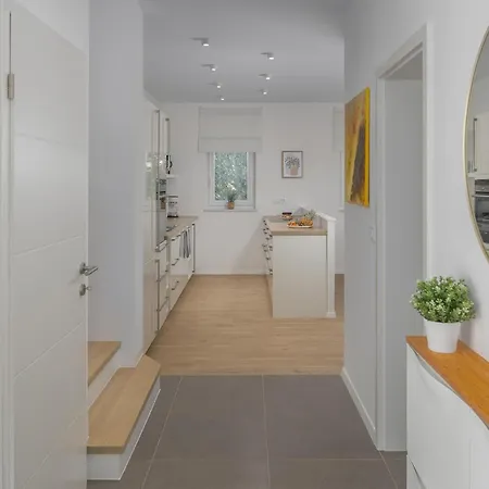 4 Bedroom Lovely In Krancici Дом отдыха