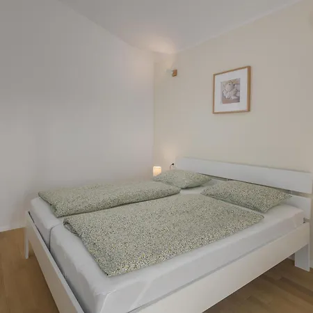 Дом отдыха 4 Bedroom Lovely In Krancici *