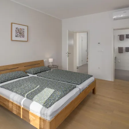 4 Bedroom Lovely In Krancici Дом отдыха *